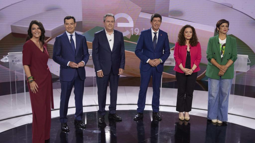 Los candidatos a las elecciones andaluzas antes de comenzar el debate del pasado lunes en la RTVA.