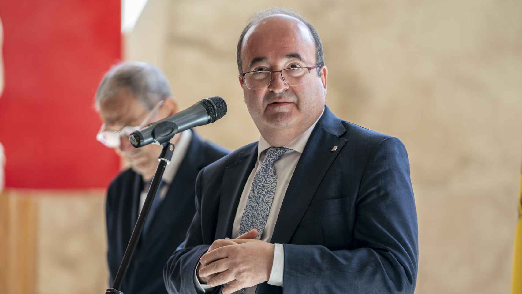 El ministro de Cultura y Deporte, Miquel Iceta, durante el homenaje a los museos de Ucrania organizado con motivo del Día Internacional de los Museos, en el Museo Nacional del Prado, a 18 de mayo de 2022, en Madrid