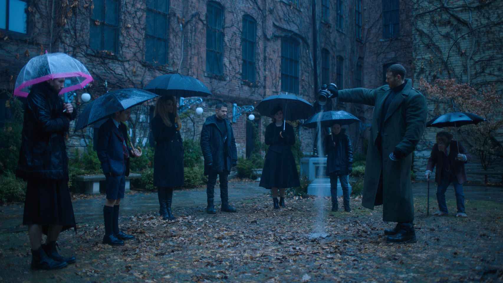 Una de las secuencias clave de la primera temporada de 'The Umbrella Academy'.
