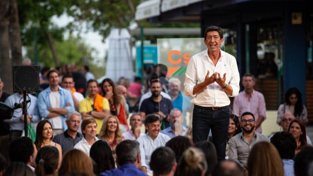 Juan Marín, durante el mitin de cierre de campaña.