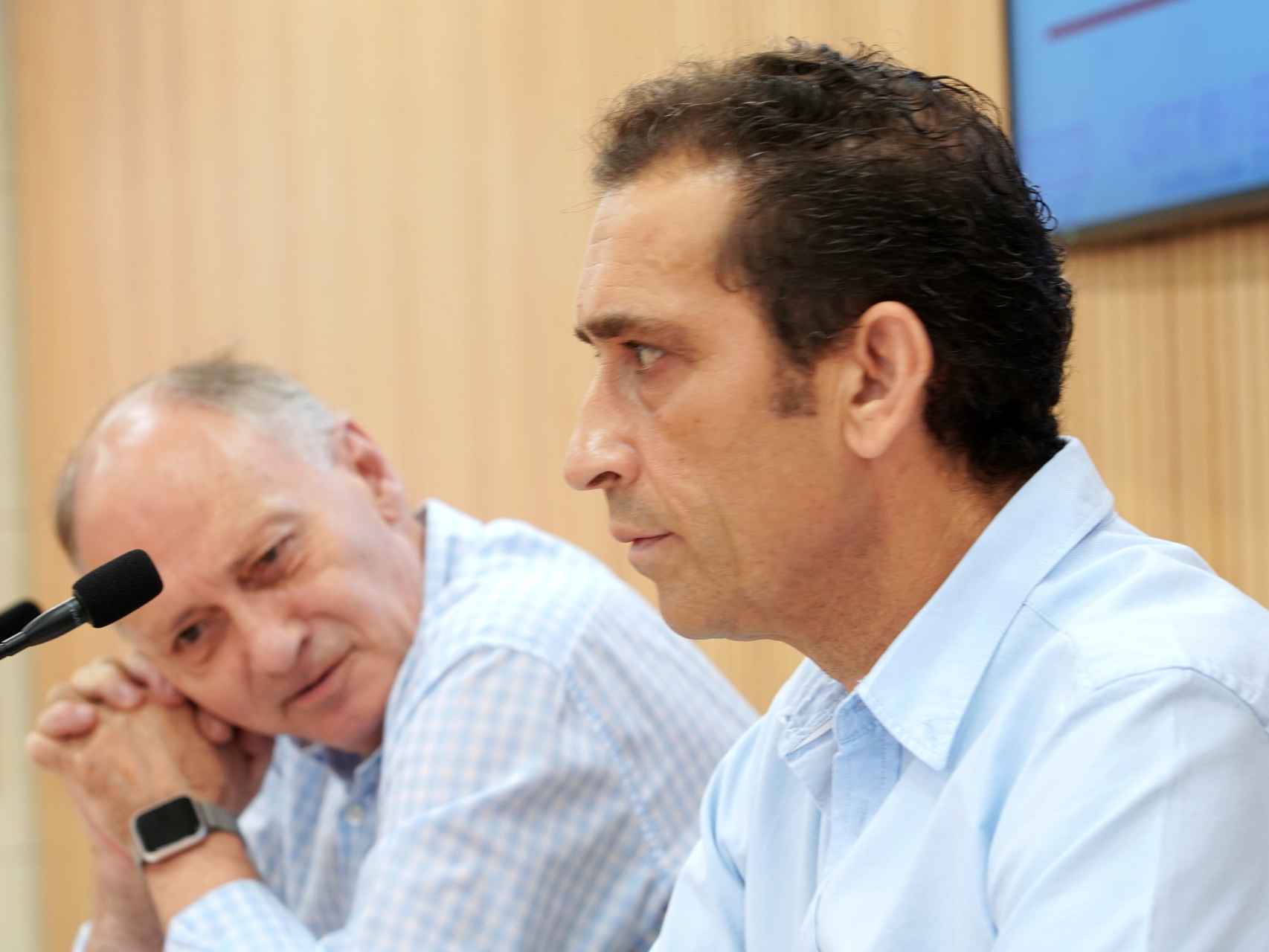 Los dirigentes de UGT y CCOO en Castilla y León, Faustino Temprano y Vicente Andrés, durante la rueda de prensa de este viernes.