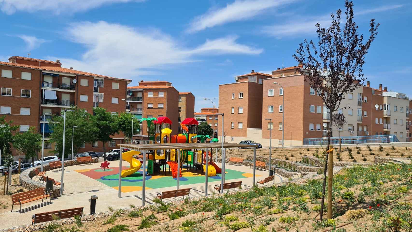 El Ayuntamiento de Salamanca transforma un solar de Pizarrales en un nuevo parque infantil