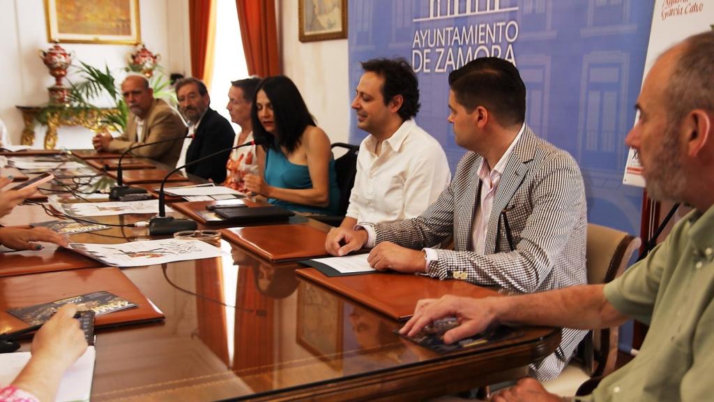 Presentación del Curso de verano de la Fundación Ingeniería y Sociedad