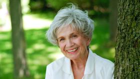 Alice Munro, ganadora del Premio Nobel de Literatura en 2013