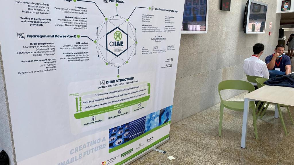 Uno de los paneles informativos del proyecto del CIIAE, presentado en junio.