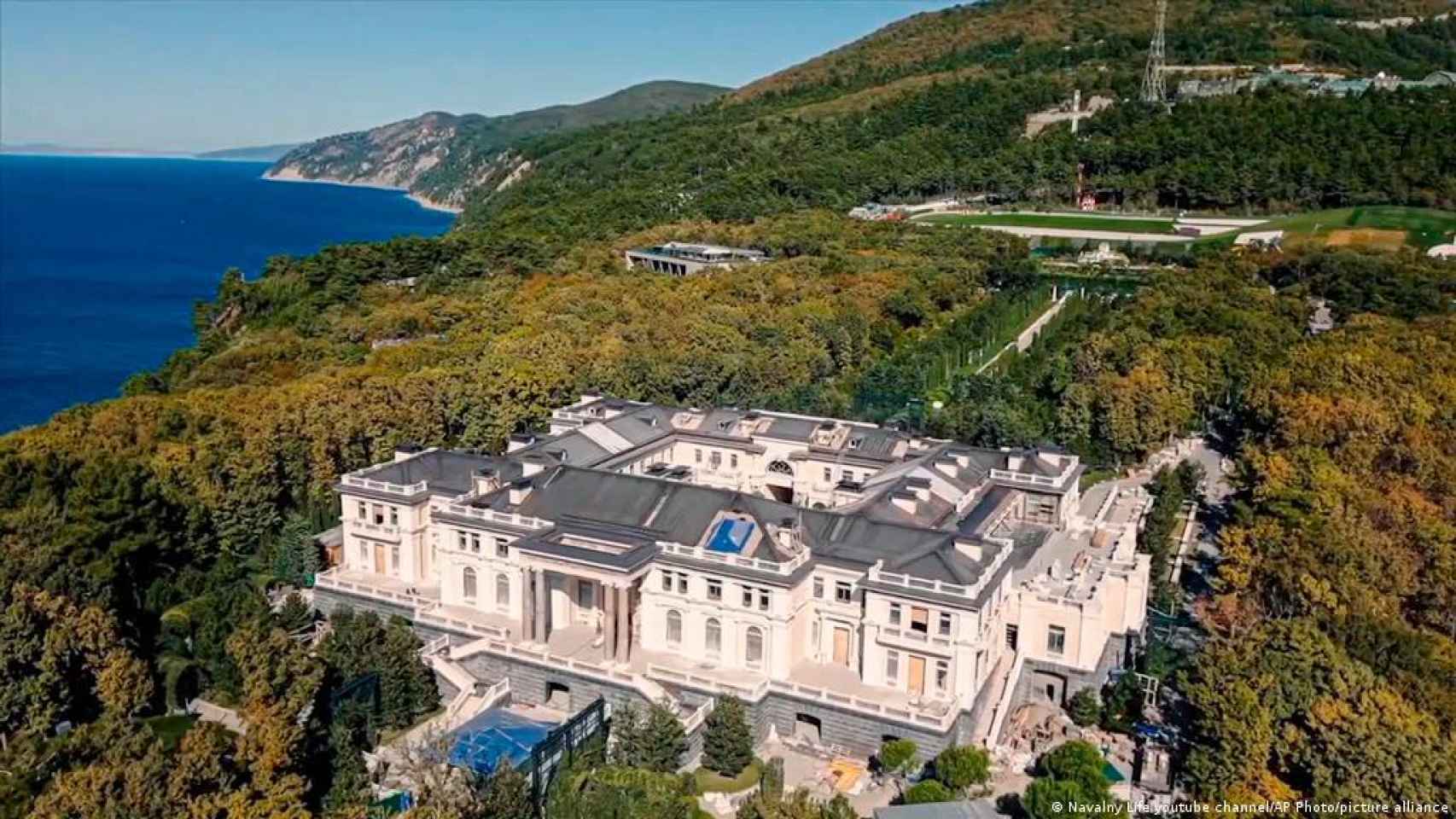 El  palacio a orillas del mar Negro que supuestamente es propiedad de Putin.