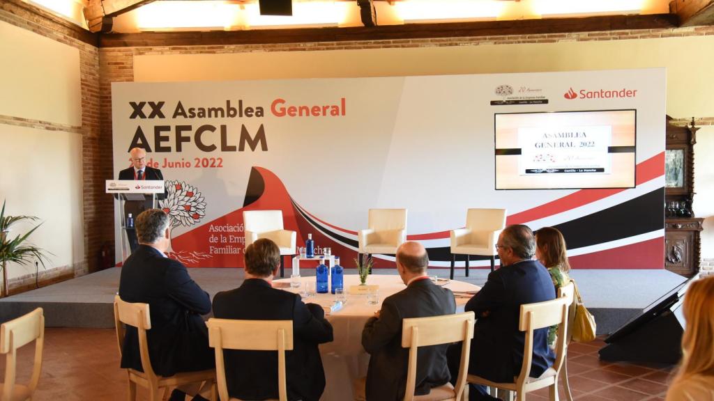 Asamblea General de la Asociación de Empresa Familiar de Castilla-La Mancha. Foto: JCCM.