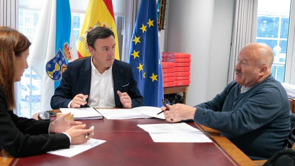 González Formoso y Eduardo Blanco durante la reunión.