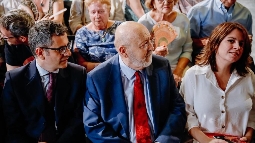 Félix Bolaños, José Félix Tezanos y Adriana Lastra.