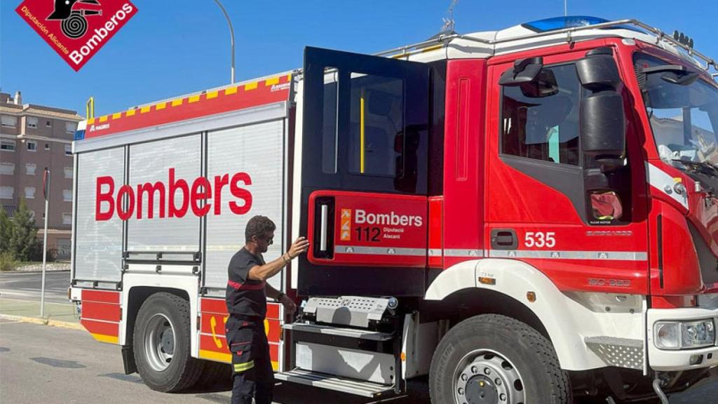 Imagen de archivo de los bomberos de la Diputación de Alicante.