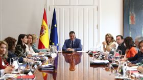 Sánchez preside el Consejo de Ministros extraordinario de junio de 2022.