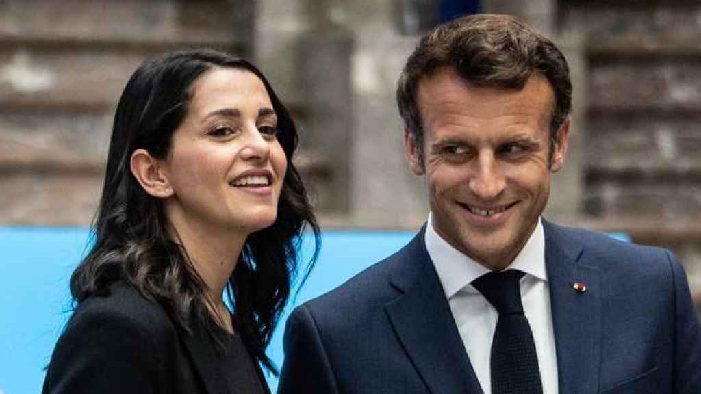 Emmanuel Macron e Inés Arrimadas, juntos en la cumbre de los liberales en Bruselas.