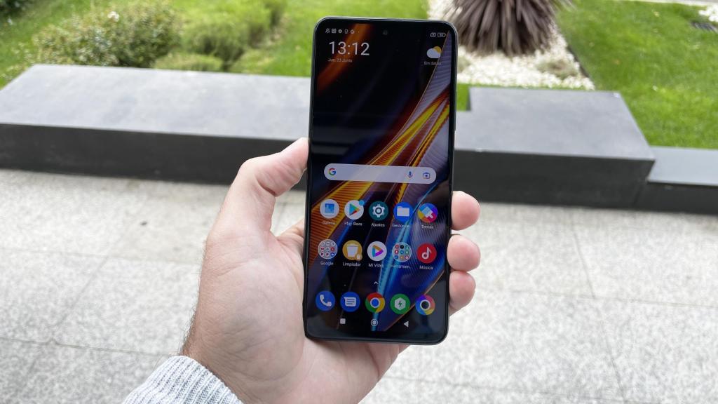 POCO X4 GT