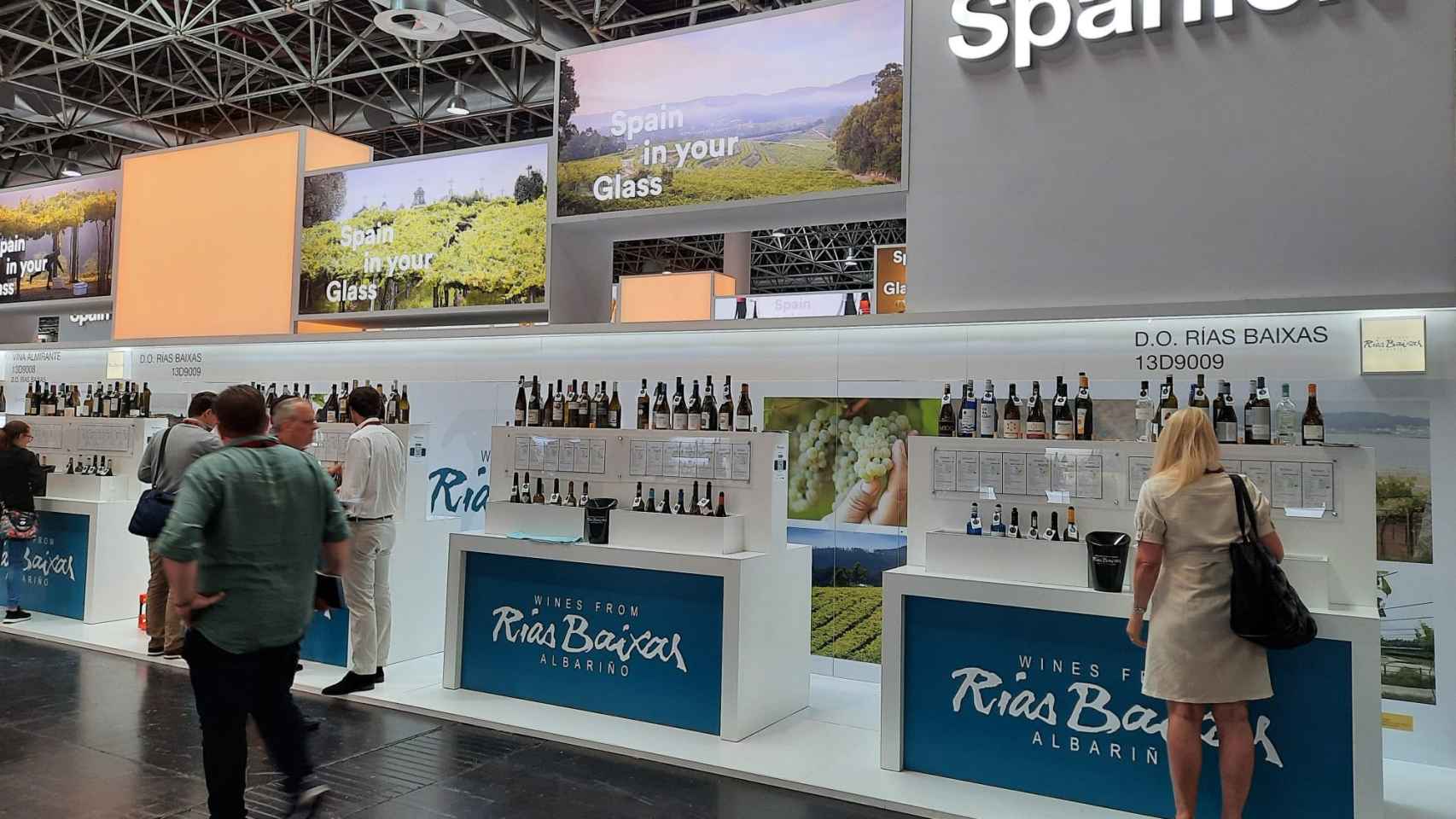 La DO Rías Baixas en una feria internacional de vinos en Alemania.