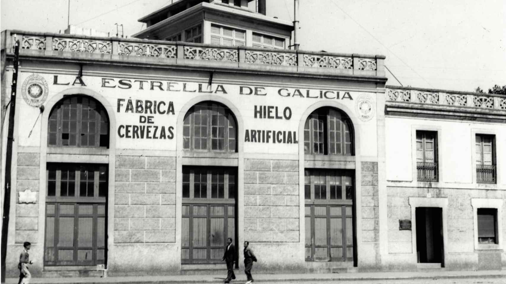Imagen de la fábrica antigua de Estrella Galicia.