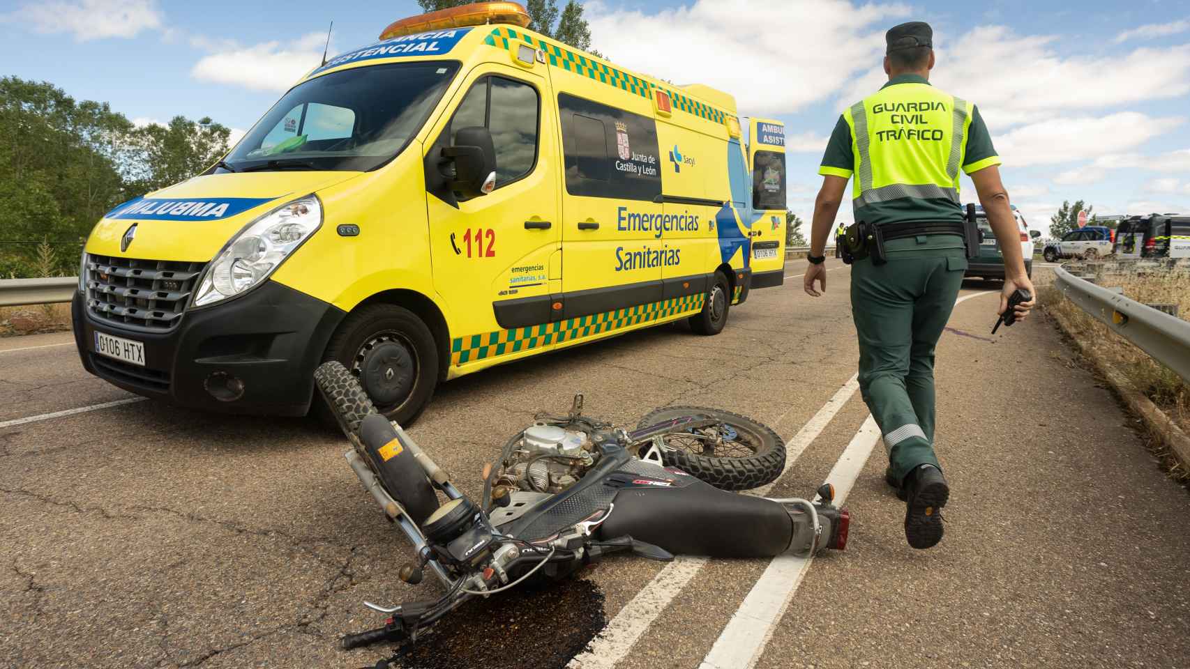 Imagen de la moto tras el accidente en Ciudad Rodrigo.