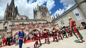 Interpretación popular del Himno a Burgos a cargo de la Banda Ciudad de Burgos y la Federación Coral de Burgos