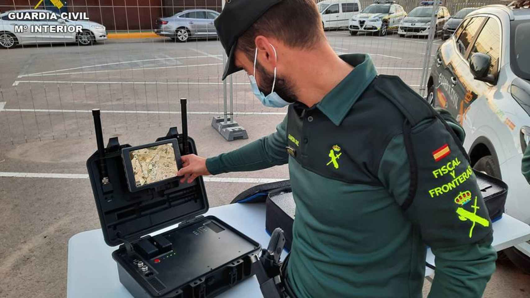 La Guardia Civil denuncia al propietario de un dron que sobrevoló el Aeropuerto Alicante-Elche Miguel Hernández