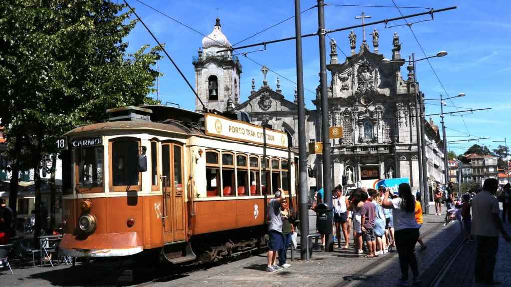 Tren Oporto