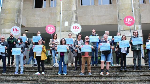 Protesta de la CIG-Ensino en la Escola Galego da Administración Pública (EGAP).