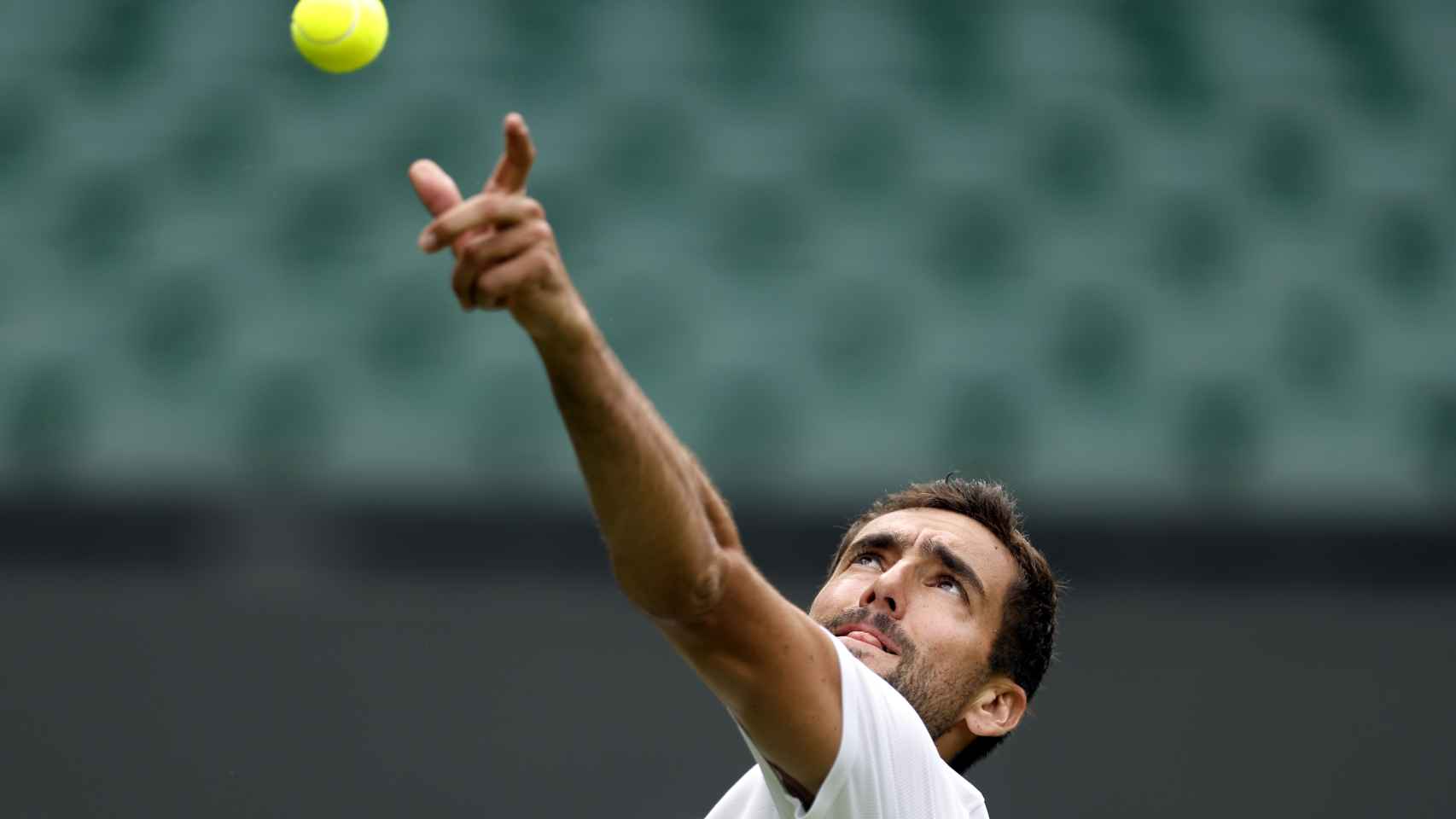Marin Cilic entrenando en las pistas de Wimbledon