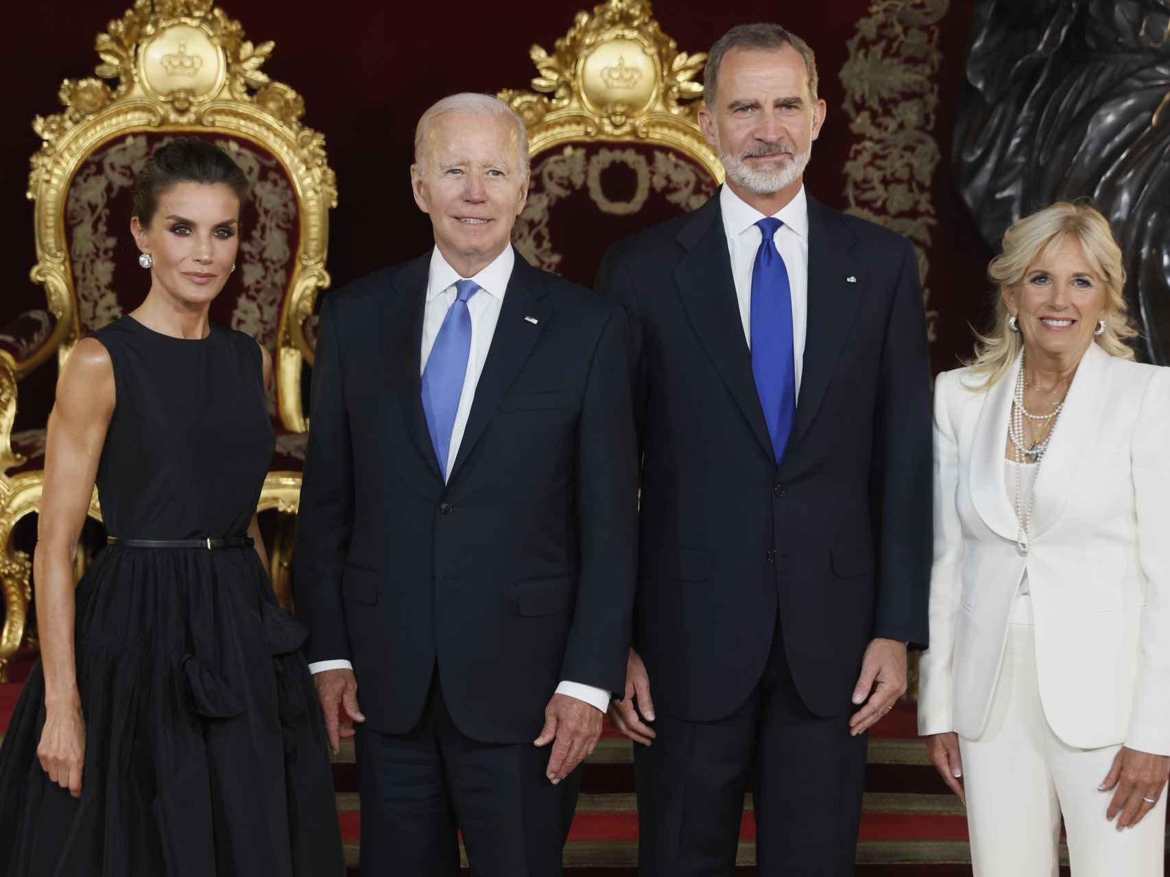 Los reyes Felipe y Letizia junto a Joe Biden, presidente de Estados Unidos, y su esposa, Jill.