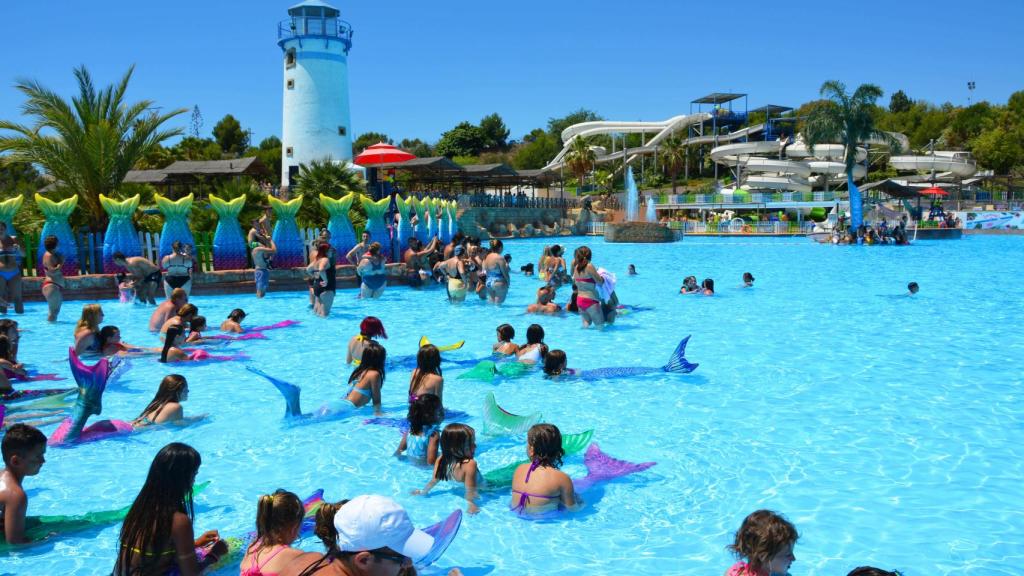 Imagen del I Encuentro Nacional de Sirenas en Aqua Natura Benidorm.