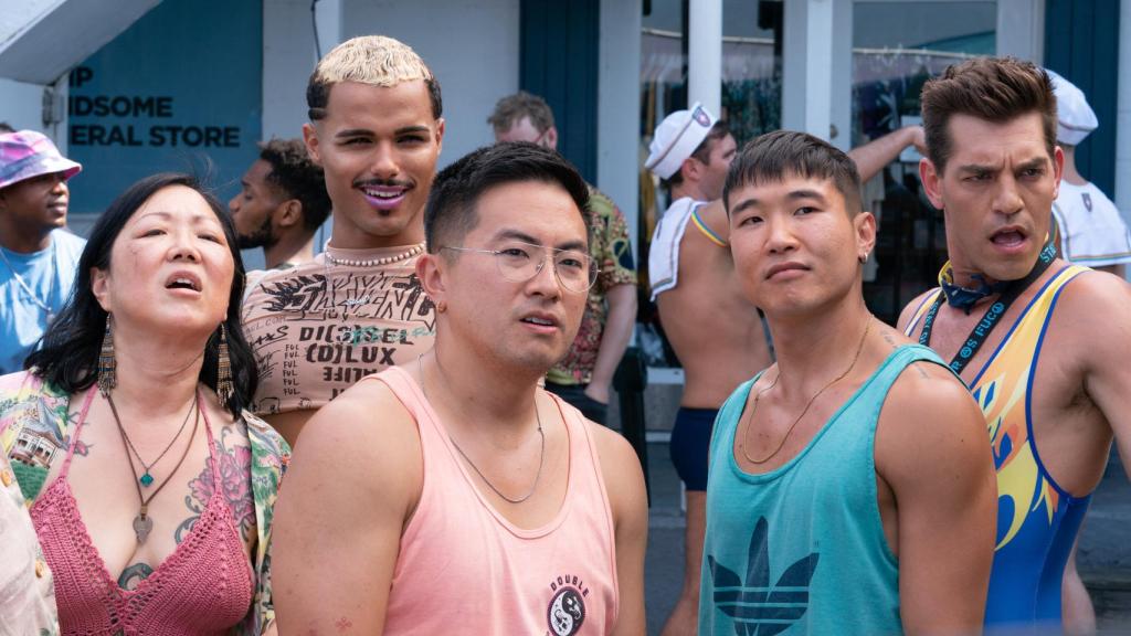 'Fire Island', la comedia romántica de Disney+, está escrita y protagonizada por Joel Kim Booster.