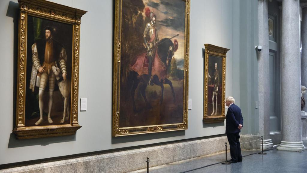 El primer ministro del Reino Unido, Boris Johnson, en su visita al Museo del Prado.