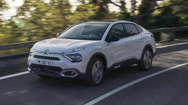 El nuevo Citroën C4 X es uno de los coches con cuatro años de garantía.