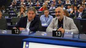 Miguel Anxo Fernández Lores y Tino Fernández en el Parlamento Europeo.