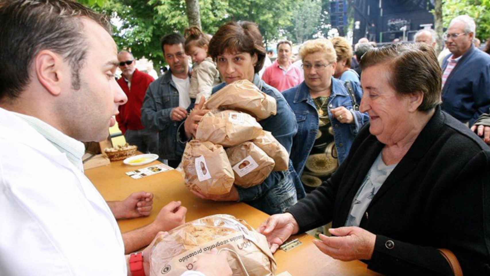 Imagen de la celebración de la Festa do Pan de Cea.