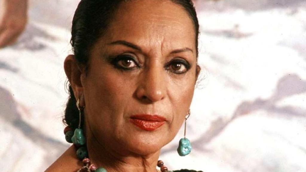 ¿En qué programa dijo Lola Flores aquello de “darse un pipazo con una buena amiga”?