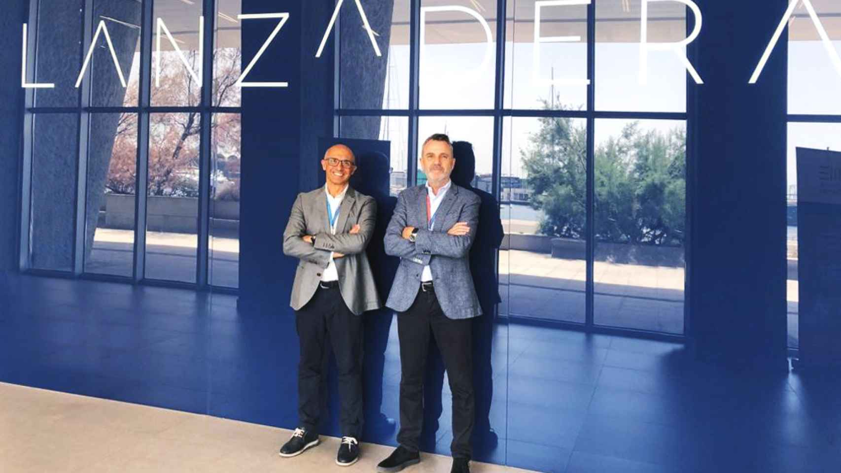 Isaac Hernandez, Country Manager de Google Cloud, y Javier Jiménez, director general de Lanzadera, en la sede de la aceleradora en Valencia.