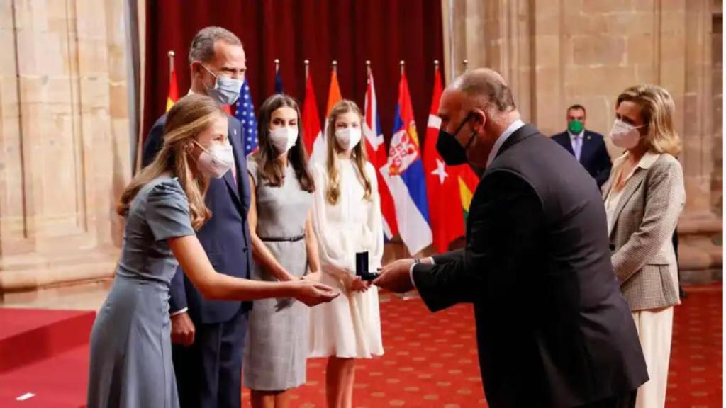 El chef José Andrés, recibiendo en 2021 el Premio Princesa de Asturias de la Concordia.