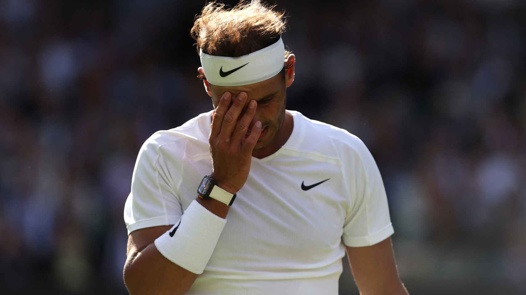 Rafa Nadal se lamenta por un punto perdido ante Berankis en Wimbledon