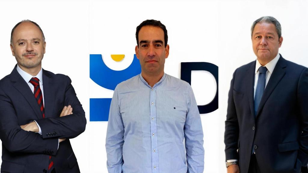 Pié de Foto: De izquierda a derecha, David Regades delegado del Estado en la Zona Franca de Vigo, BraisMéndez, CEO de Docuten y Tino Fernández presidente de Altia.