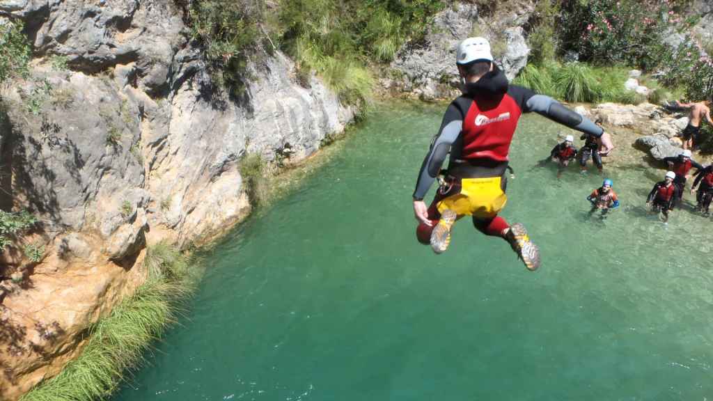 Un salto de fe a la diversión.