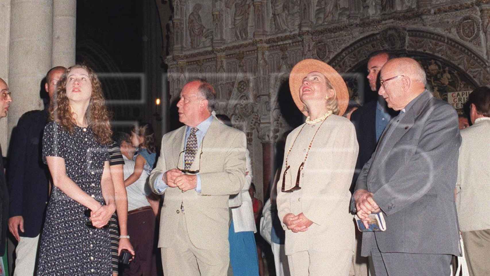 Hilary Clinton visitando la Catedral de Toledo