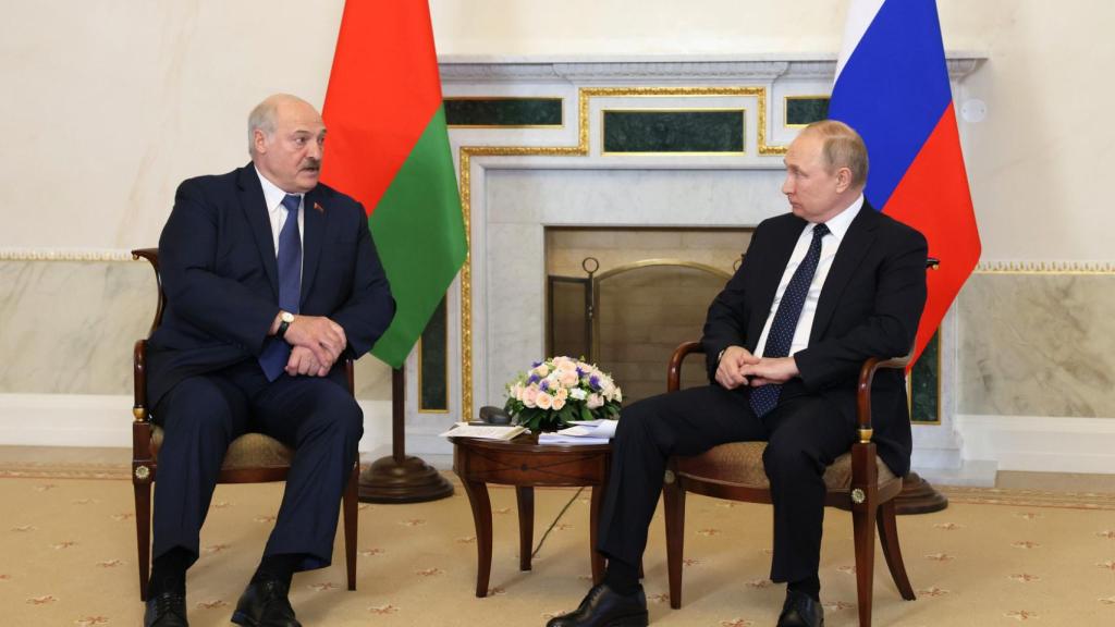 El presidente de Bielorrusia junto con el presidente de Rusia.