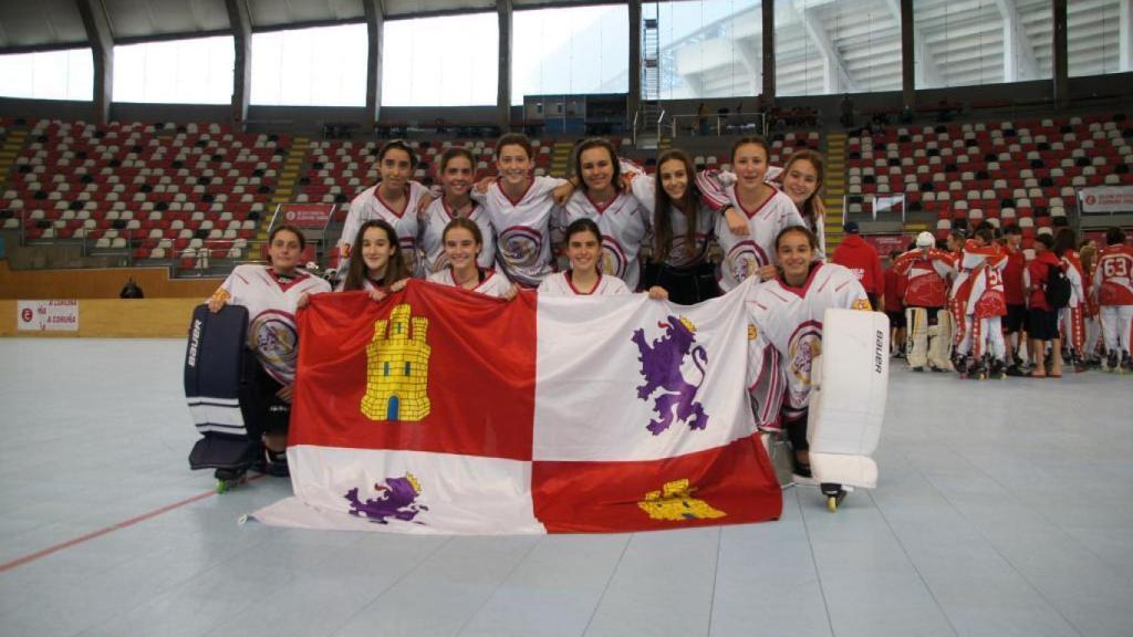 El equipo femenino de patinaje de Castilla y León