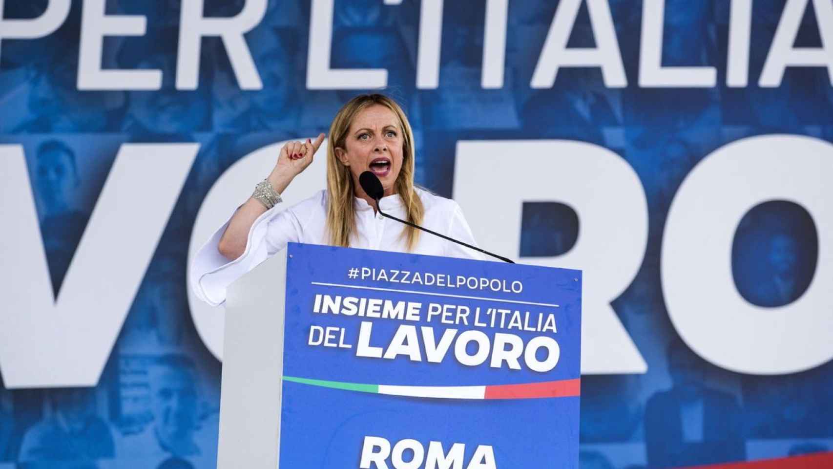 Giorgia Meloni durante un acto electoral de su partido Hermanos de Italia.