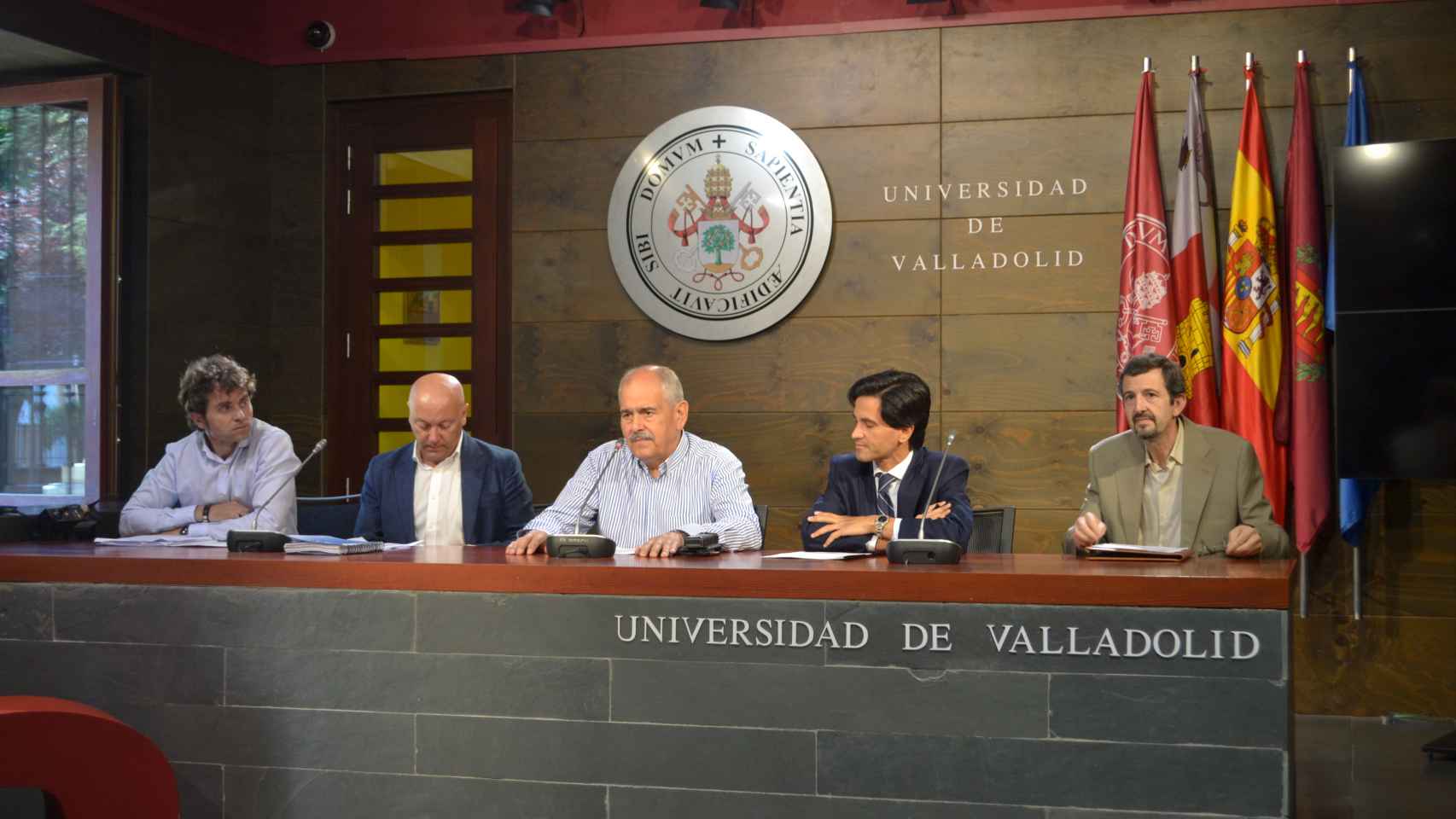 Luis Carlos Fernández, Luis Calderón, Manuel Betegón, Eduardo Baeza y Francisco La Fuente presentan el estudio