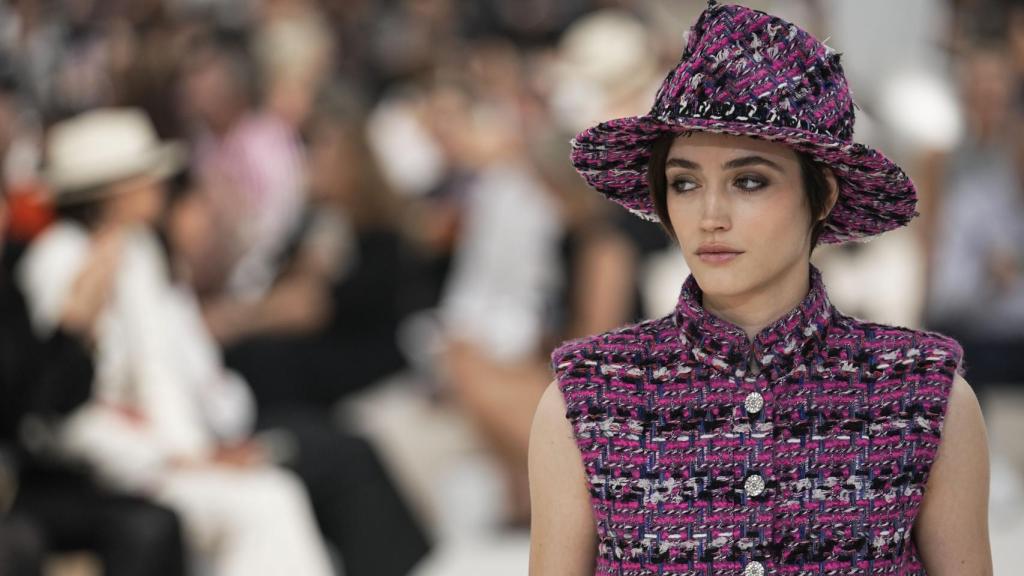 Imagen del desfile de Chanel.