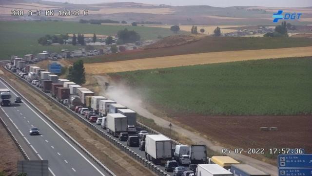 Imagen de la A-3 de una cámara de tráfico.