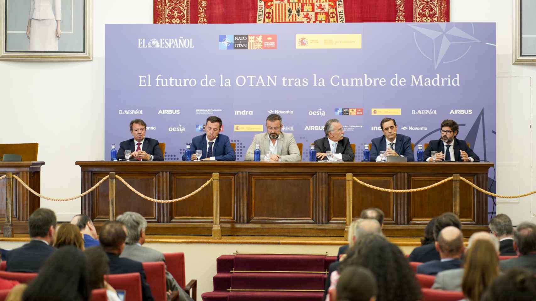 Imagen de de la mesa redonda 'Aportación de la industria española de la defensa', en el foro 'El futuro de la OTAN tras la Cumbre de Madrid'.