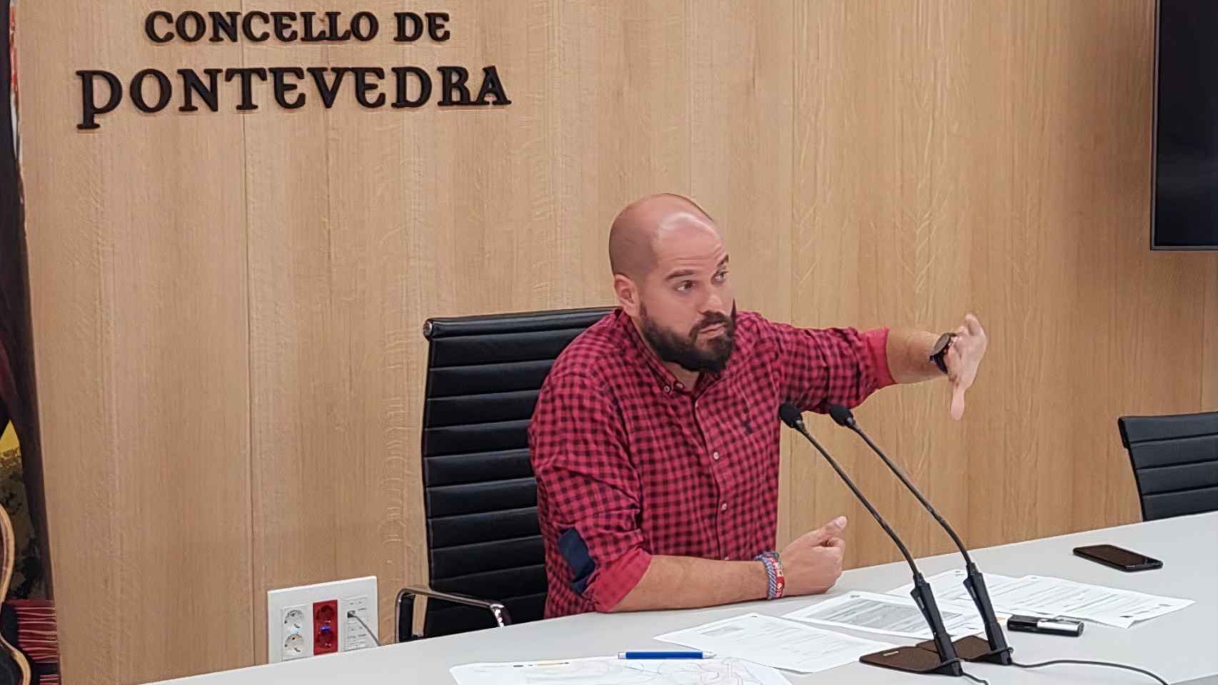 Puentes durante una comparecencia en el Concello de Pontevedra.