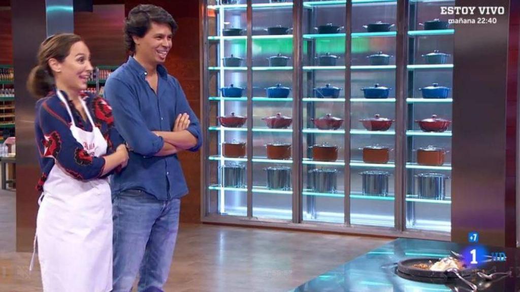 Álvaro participó en uno de los programas de MasterChef Celebrity junto a Tamara.