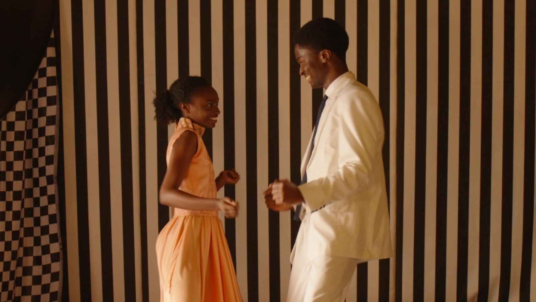 Los actores de 'Mali Twist' tuvieron que aprender a bailar para hacer la película.