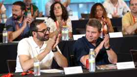 Emiliano García-Page (izquierda) junto a su número dos Sergio Gutiérrez en el Comité Regional del PSOE CLM.